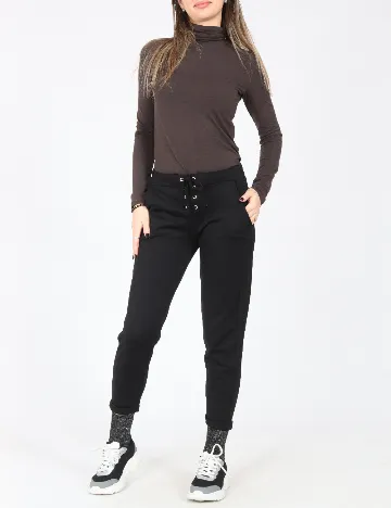 Pantaloni Bershka, negru