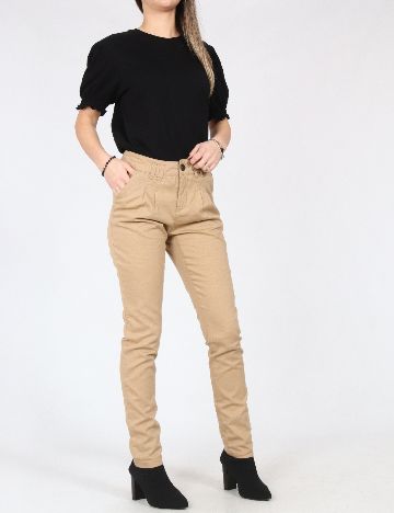 Pantaloni Bershka, maro