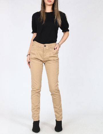 Pantaloni Bershka, maro
