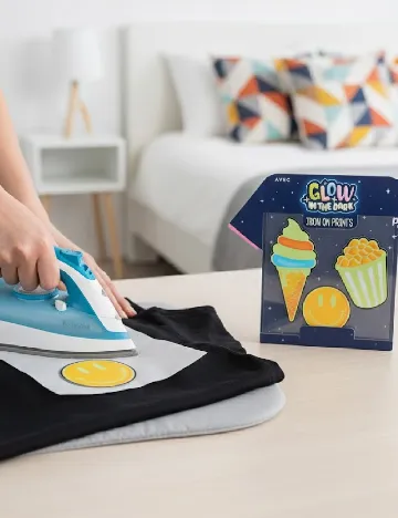 Stickere termoadezive 3 bucati AVEC, mix culori