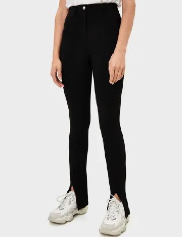 Pantaloni Bershka, negru