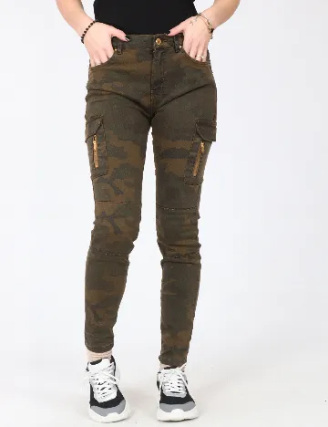 Blugi Bershka, army