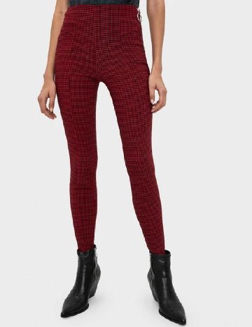 Pantaloni Bershka, rosu