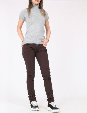 Pantaloni Bershka, maro