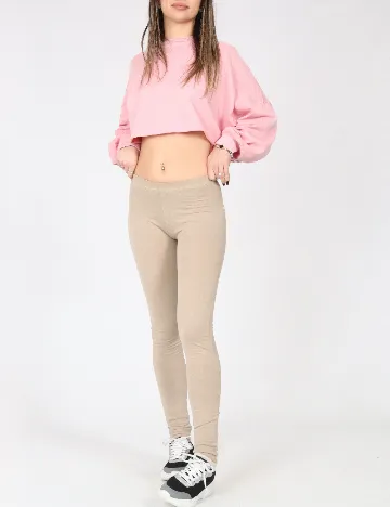 Colanti Bershka, bej