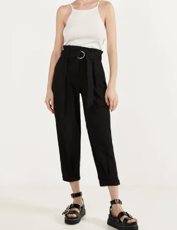 Pantaloni Bershka, negru