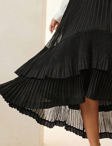 Fusta Anewsta, negru