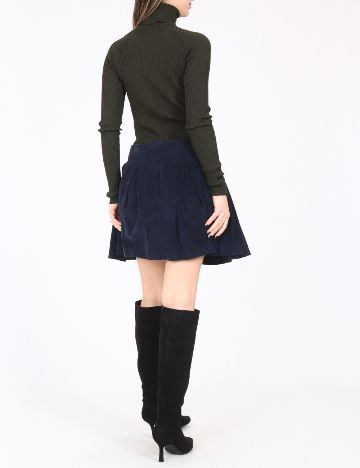 Fusta Zara, bleumarin