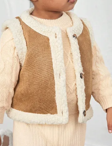 Vesta Shein Kids, maro