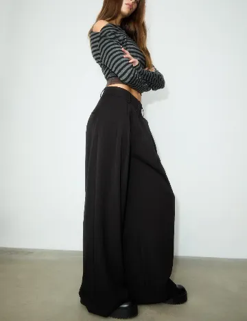 Pantaloni Stradivarius Teen, negru