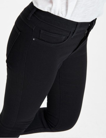 Blugi Only, negru