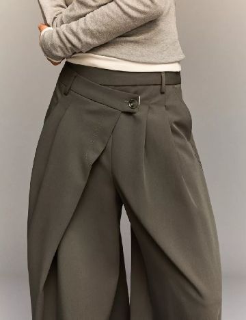 Pantaloni Bershka, maro