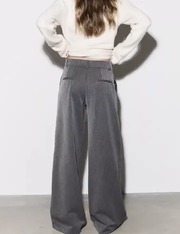 Pantaloni Stradivarius, gri