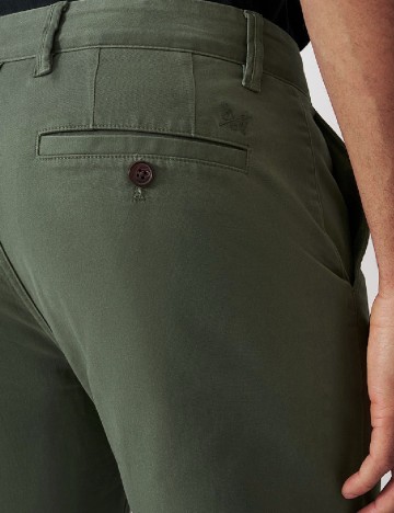 Pantaloni Crew Clothing Company, verde