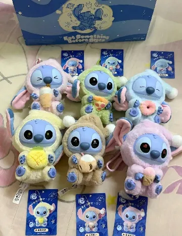 Breloc surpriza Stitch SHEIN, mix culori