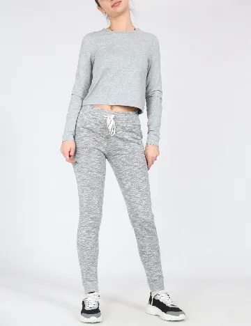 Pantaloni Bershka, gri deschis