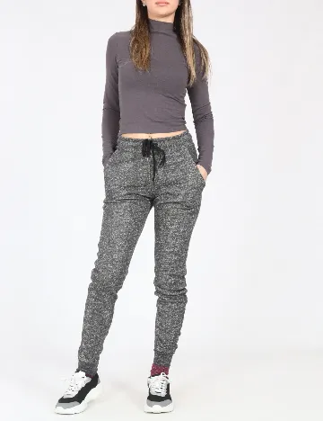Pantaloni Bershka, gri