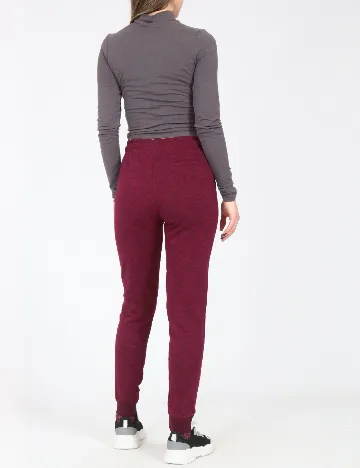 Pantaloni Bershka, visiniu