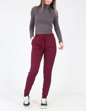 Pantaloni Bershka, visiniu