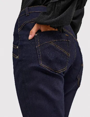 Blugi Cream, bleumarin