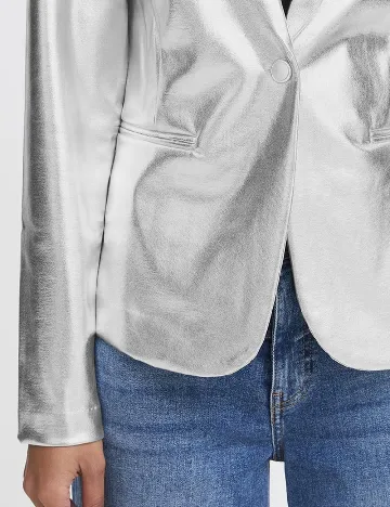 Sacou Ichi, argintiu