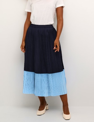 Fusta Cream, bleumarin