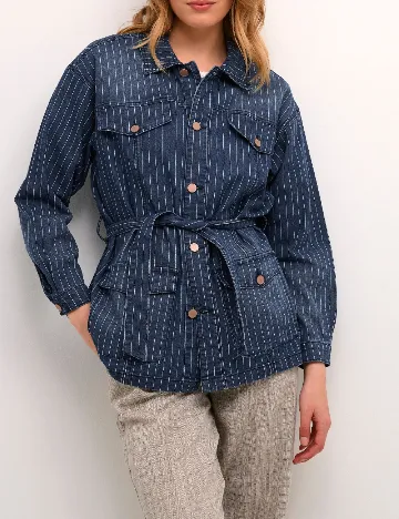 Jacheta Cream, bleumarin