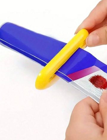 Set accesorii pasta de dinti 4 bucati SHEIN, mix culori