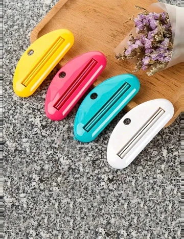 Set accesorii pasta de dinti 4 bucati SHEIN, mix culori