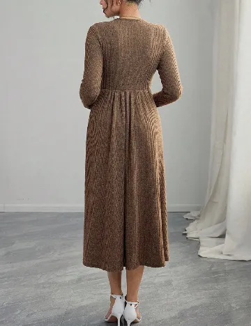 Rochie medie SHEIN Maternity, maro