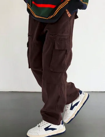 Pantaloni SHEIN, maro