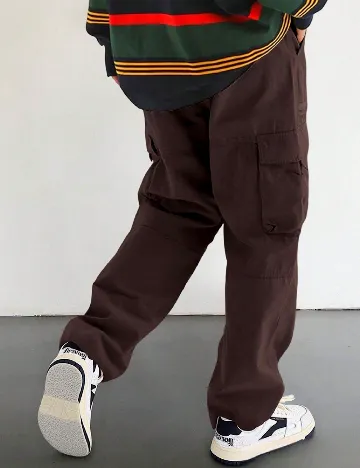 Pantaloni SHEIN, maro