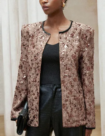 Jacheta Aveloria, maro