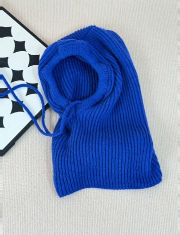 Caciula SHEIN, albastru