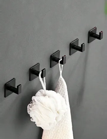 Set cuiere autoadezive 4 bucati SHEIN, negru