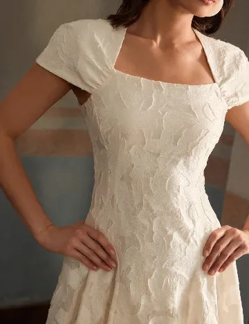 Rochie medie Zeylah, ecru