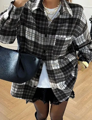 Jacheta Dazy, alb/negru