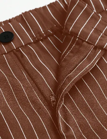 Pantaloni SHEIN, maro