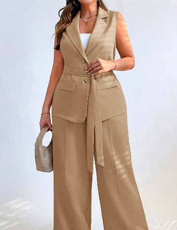 Vesta SHEIN CURVE, maro