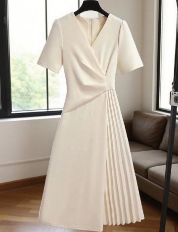 Rochie medie SHEIN, ecru