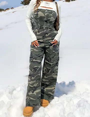 Salopeta SHEIN, army