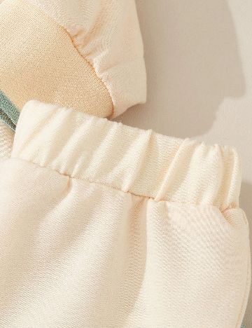 Compleu Shein Kids, crem