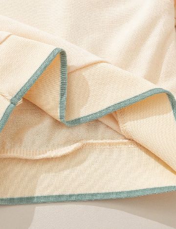 Compleu Shein Kids, crem