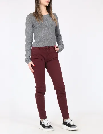 Pantaloni Pull&Bear, visiniu