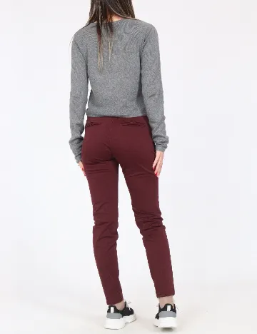 Pantaloni Pull&Bear, visiniu
