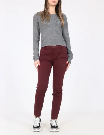 Pantaloni Pull&Bear, visiniu