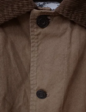 Jacheta s.Oliver, maro