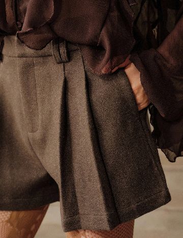 Pantaloni scurti Savoree, maro