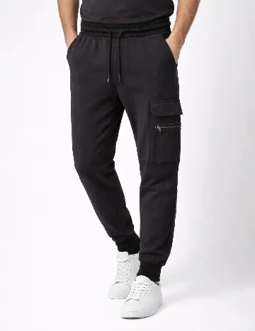 Pantaloni Bershka, negru