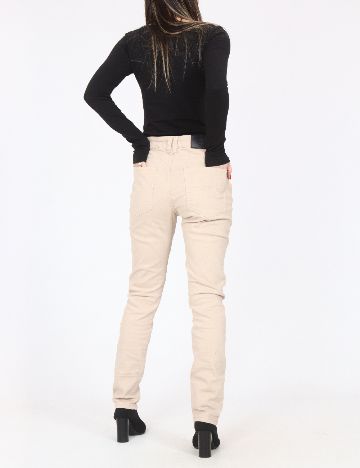 Pantaloni Bershka, maro deschis
